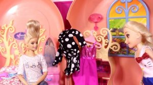 БАРБИ НАКРУТИЛА БИГУДИ. День неудачных причесок - Куклы Мама Барби