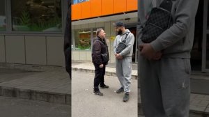 не русский и местный москвич устроили разборки  #Москва #Дагестан #драка #разборки