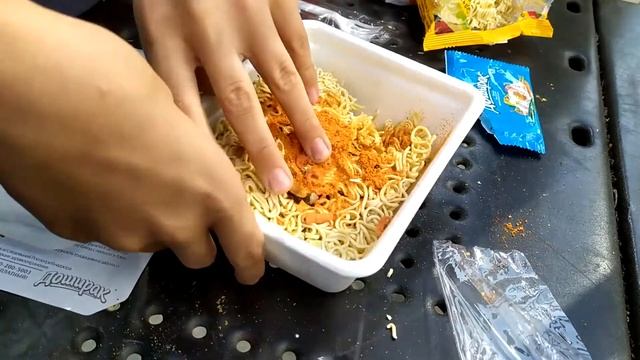 СРАВНЕНИЕ ЛАПШИ БЫСТРОГО ПРИГОТОВЛЕНИЯ + ЗАВАРКА смотреть онлайн