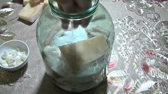 САЛО В БАНКЕ САМЫЙ ВКУСНЫЙ РЕЦЕПТ  # САЛО ТАЕТ ВО РТУ #