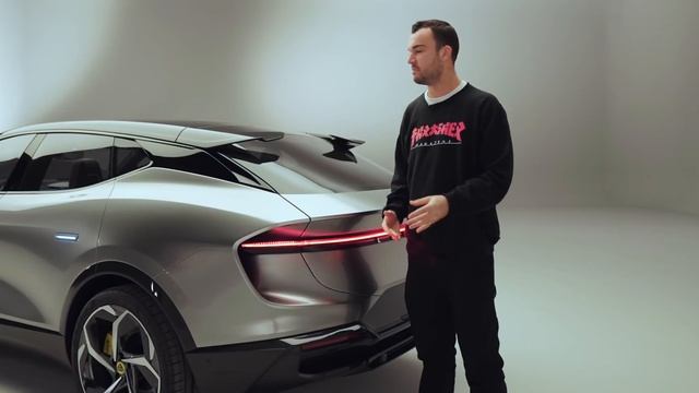 The Lotus Eletre Is The Maddest Car You'll See All Year смотреть онлайн