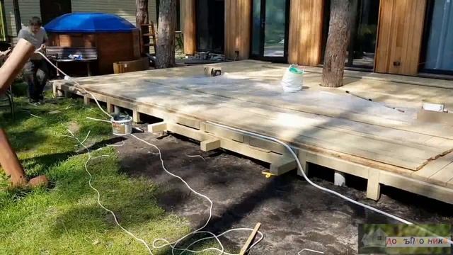 Монтаж открытой террасы из сибирской лиственницы смотреть онлайн