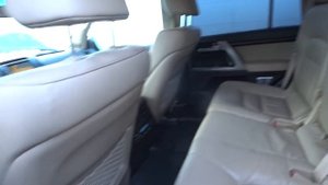 Вроде и хороший, но...что-то не так. Ленд Крузер 200 V8 бензин.