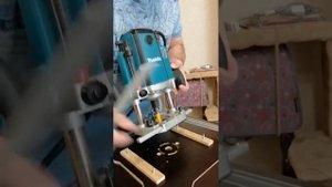 Установка фрезер Макита RP2301FC в стол монтажника дверей от Михаила Исаева.