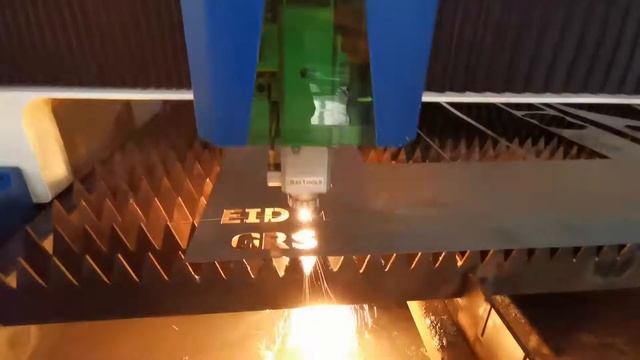Станок лазерной резки по металлу резать нержавеющая сталь