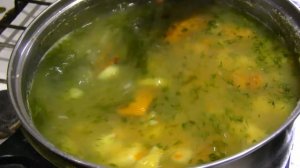 гороховый суп с копчеными куриными крылышками