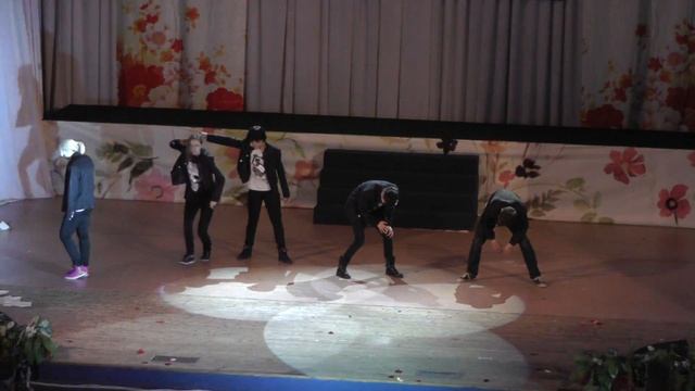 Aki no Yume 2013 Asian Dance ResonDance - Shout out, shout out to ask to save you! смотреть онлайн