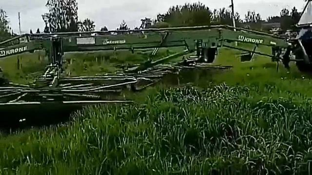 Валковая жатка Krone Swadro 1010 смотреть онлайн