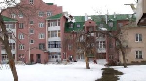 В Стерлитамаке с крыш падает не только снег, но и кирпичи от дымохода.