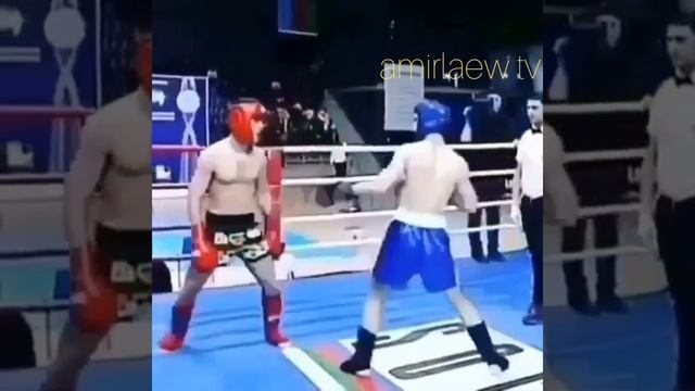 Техничный удар с ногами ?
