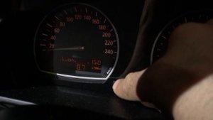 BMW E83 сервисное меню, тест приборной панели, ложный перезаряд.
