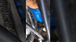 Chrysler pacifica места где находится земля/масса