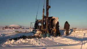 Геологоразведка 31.01.2011г. Бурение вертикальной скважины, БУ-20 станок ударно-канатного бурения.