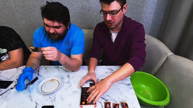 САМЫЕ ОСТРЫЕ ОРЕХИ В МИРЕ!!! 16 МЛН СКОВИЛЛЕЙ!!! ЧЕЛЛЕНДЖ 3.0