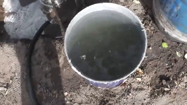 /ПОСТОЯННО УХОДИТ ВОДА В ПРОЦЕССЕ БУРЕНИЯ СКВАЖИНЫ НА ВОДУ/ [БУРЕНИЕ СКВАЖИН]