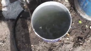 /ПОСТОЯННО УХОДИТ ВОДА В ПРОЦЕССЕ БУРЕНИЯ СКВАЖИНЫ НА ВОДУ/ [БУРЕНИЕ СКВАЖИН]