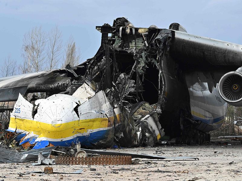 Полное видео штурма аэропорта в Гостомеле . смотреть онлайн