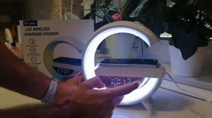 BT 3401 wireless töltő, bluetooth hangfal, rádió, ébresztőóra és RGB hangulatvilágítás
