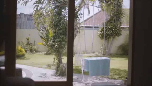 Upcycle Batik Lulu and Me Bali - Promotion Video 1 minute смотреть онлайн