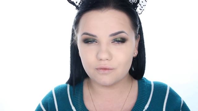 ЗЕЛЁНЫЙ МАКИЯЖ ? КРАШУСЬ И БОЛТАЮ | Коробочка Royal Samples и Александр Рогов смотреть онлайн