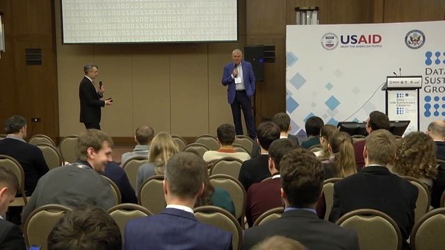 Великі дані і неминучі зміни - Сергій Бондаренко, група компаній ЛІГА смотреть онлайн