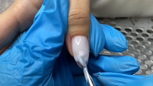 Теневой стемпинг и бархатный песок в одном маникюре. Предлагаем темы смотреть онлайн