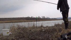 Рыбалка на РЕКЕ. Ловля краснопёрки 19.04.2018