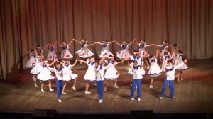 танец "Я- огонь, ты- вода"