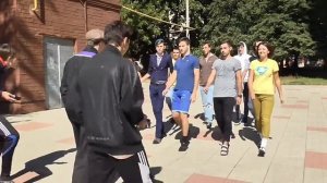 Хит любого лета - носки в сандалиях!