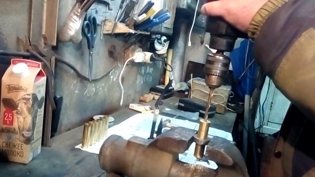 Переделка латунной гильзы под евро капсуль смотреть онлайн