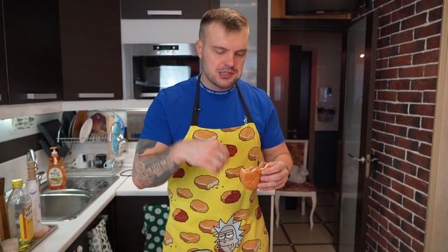 Как пережить уход Макдональдс? Пробую заморозить бургеры в морозилке. Неужели всеравно вкусно? смотреть онлайн