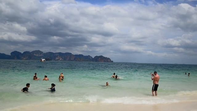 Тайланд - Остров Пода (Koh Poda), обзор и пляж