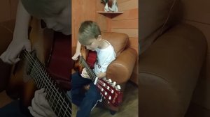 мегалования на гитаре.