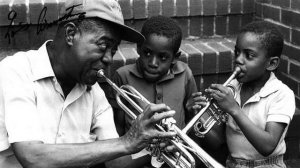 Louis Armstrong - When You're Smiling