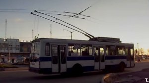слет штанги у троллейбуса ЛАЗ-52522 №032