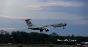 Руление, и быстрый взлёт Ил-62М RA-86495