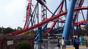 Шанхай, Китай. Парк развлечений Happy Valley, американские горки.