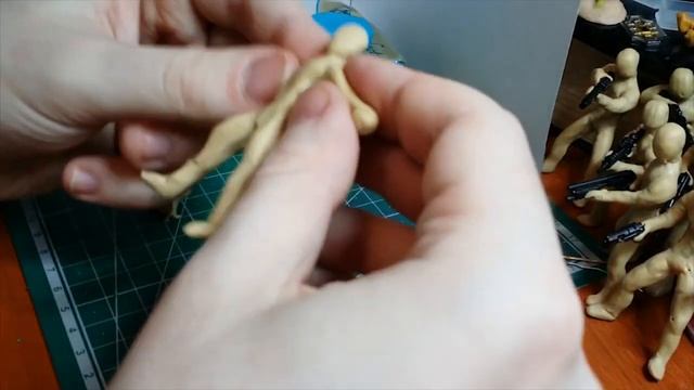 Быстрая лепка пластилина человека для полимерной глины. Лепим форму человека. смотреть онлайн