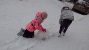 КАК СЛЕПИТЬ СНЕГОВИКА ИЗ СУХОГО СНЕГА