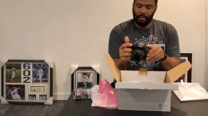 Unboxing of the Canon EOS 90D