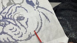 Вышивка на вязаном полотне. Как вышивать и как найти схему