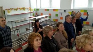 Гимн 53 школы -"Живи столетья Пятьдесят третья".