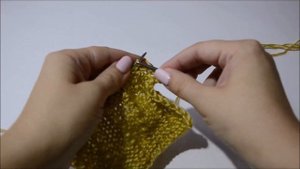 Красивая плетеная резинка спицами