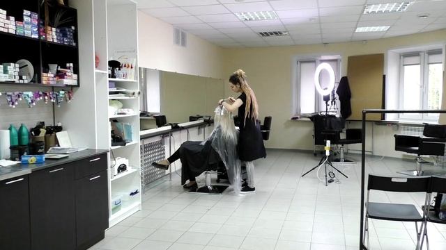 Обновляем прикорневое мелирование. Коррекция отросших корней и выравнивание блонда.