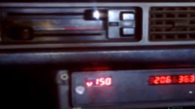 Термометры и вольтметр для автомобиля на PIC контроллерах смотреть онлайн