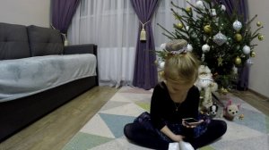 Дед Мороз существует! Крошка Вероничка звонит Деду Морозу! Распаковка подарка на Новый Год!