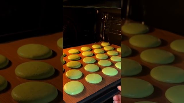 Если умеешь готовить макарон, то остановиться очень сложно. Ведь весь процесс приготовления - кайф❤ смотреть онлайн