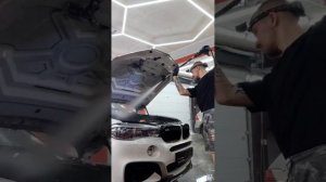 Как безопасно помыть двигатель автомобиля?