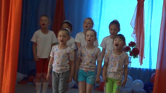 Звонкие голоса, песня в исполнении старшей группы Ромашка. смотреть онлайн