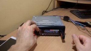 Обзор Pioneer DEH-1700UB.  Смена поколений.